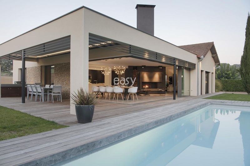 filming location situated in the beautiful city of Lyon, France